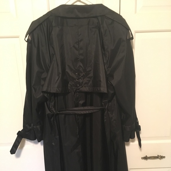 Sue Brett Waterproof Trenchcoat - Picture 2 of 2